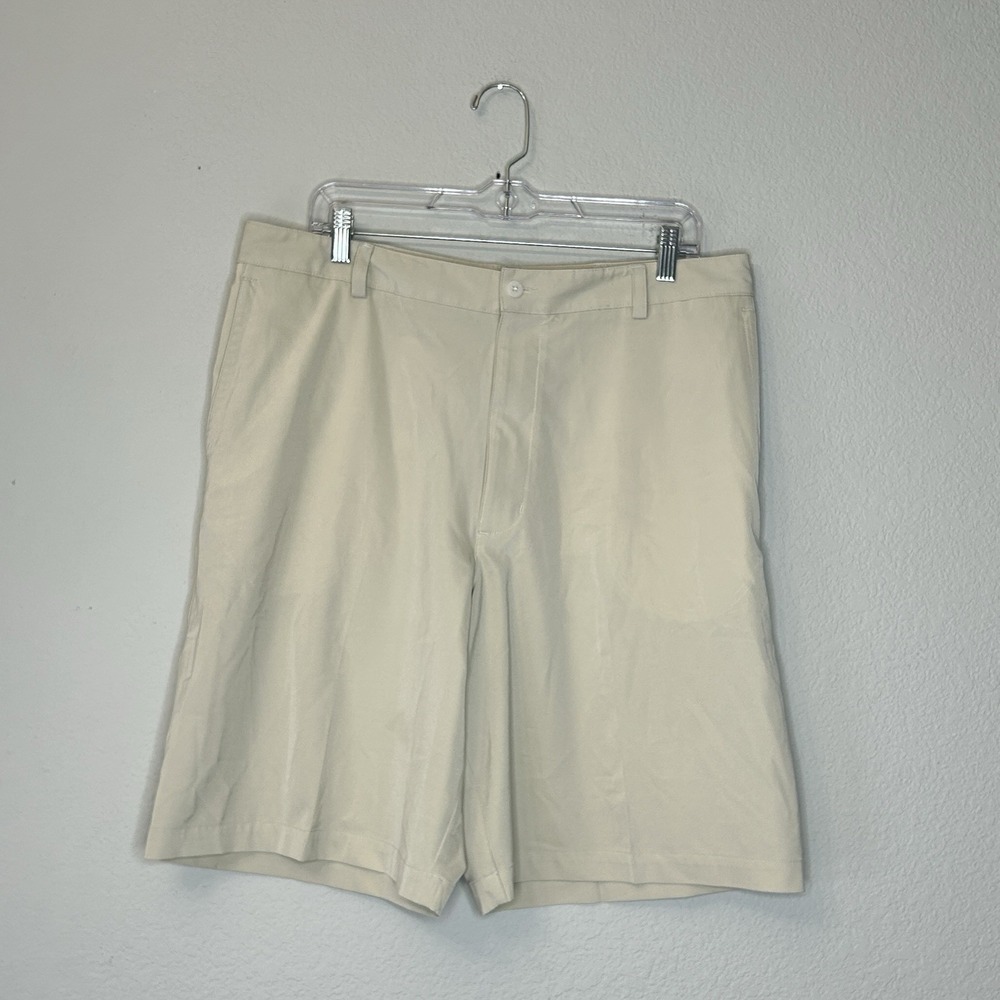 Nike Golf Dri FIT Performance Khaki Tan Flat Front 10" Men's Shorts Size 36